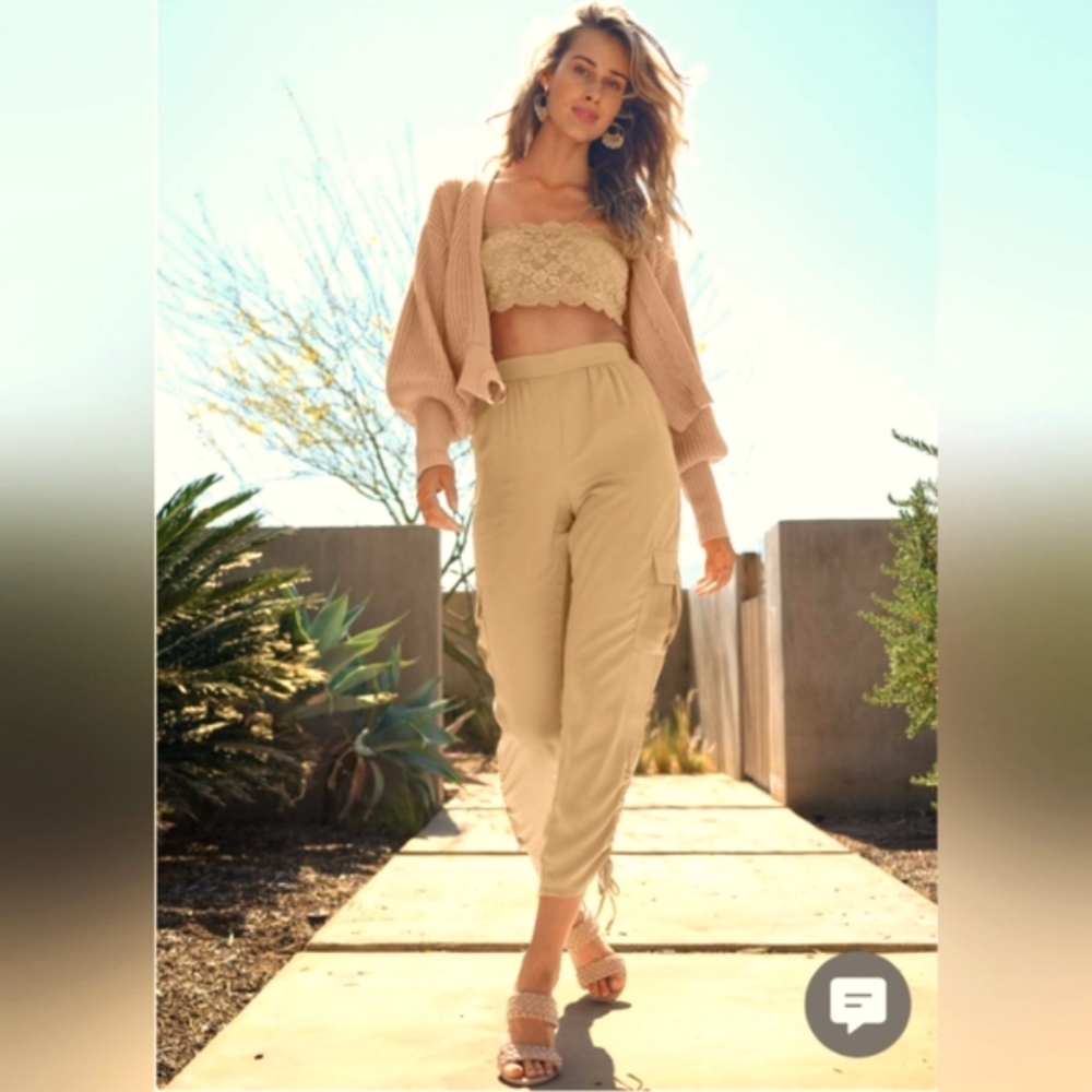 SOLD Venus Cargo Khaki Pants